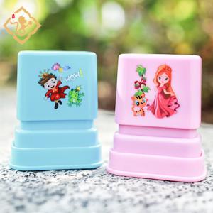 Two-color cartoon boy and girl pattern elasticity custom stamp for clothing